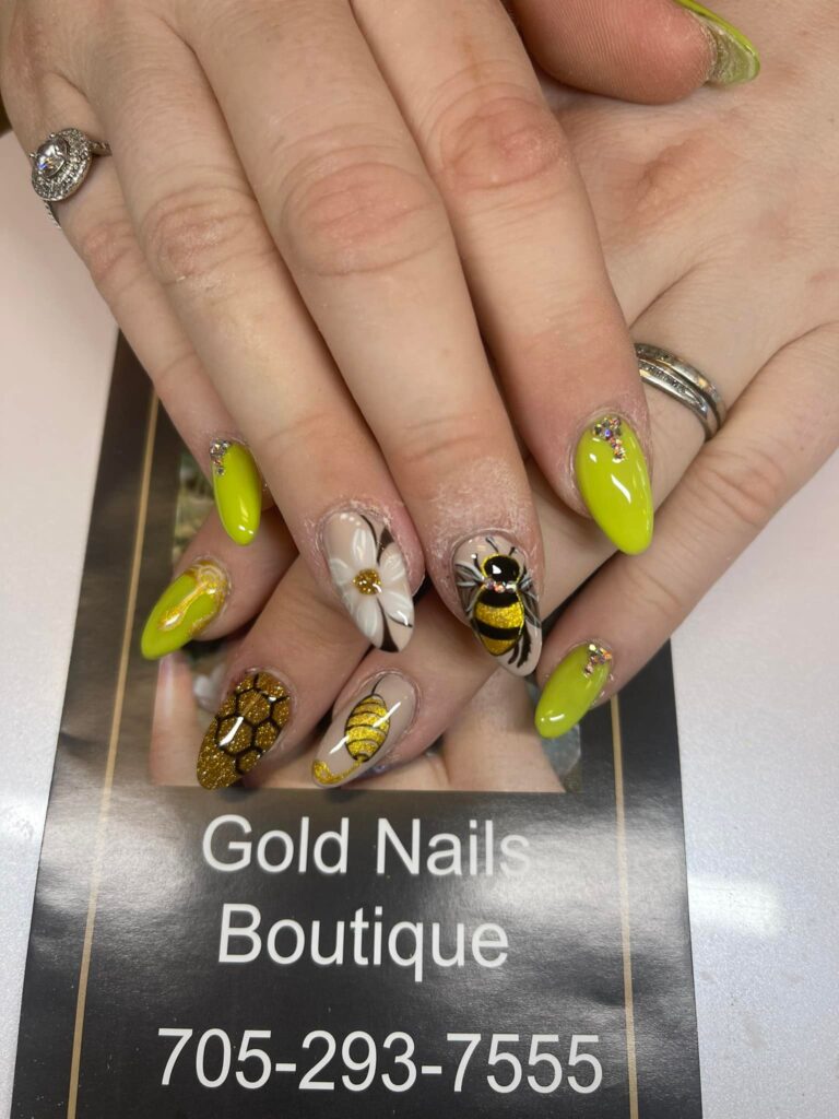 Elegant Diamond Manicure Gold Nails Boutique, Collingwood